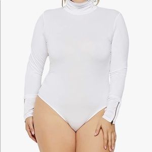 Riclena Women's Plus Size Zipper Long Sleeve Bodysuit